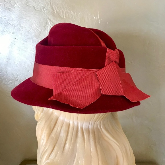 EXQUISITE DESIGNER LILLY DACHE/DACHETTES VINTAGE CLARET RED FELT/GROSGRAIN HAT main image 8